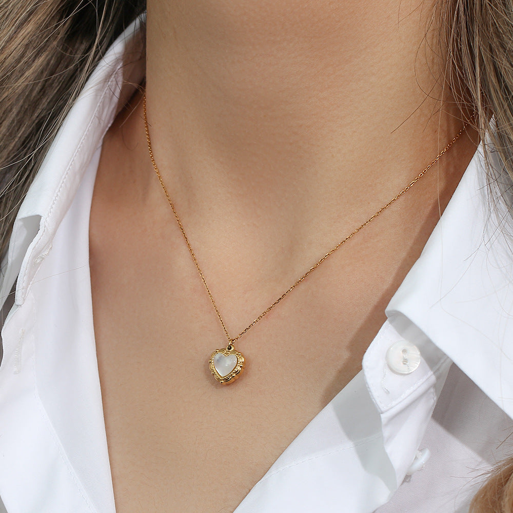 High-grade Love Light Pendant Necklace