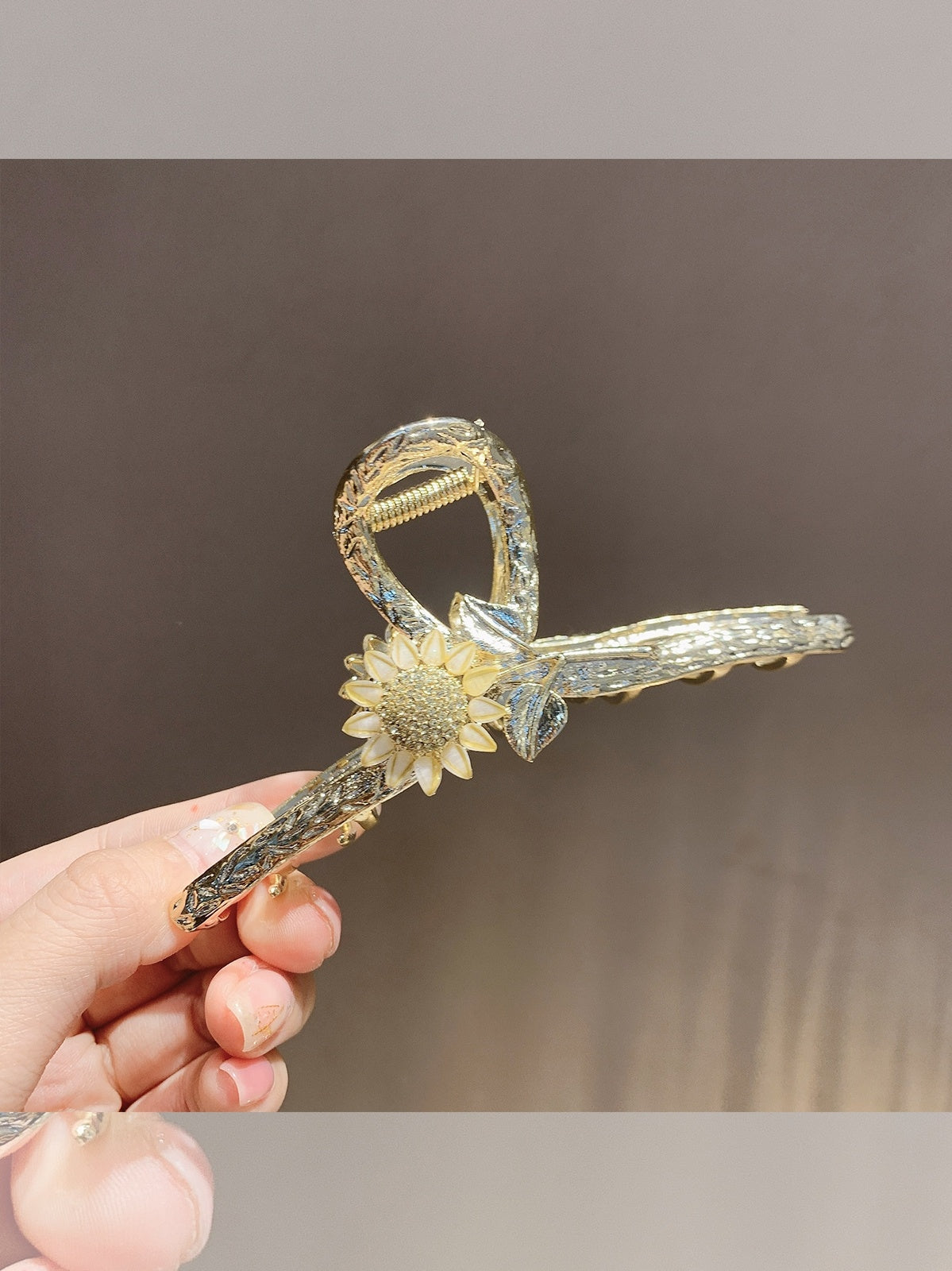Shark Sunflower Hair Clip