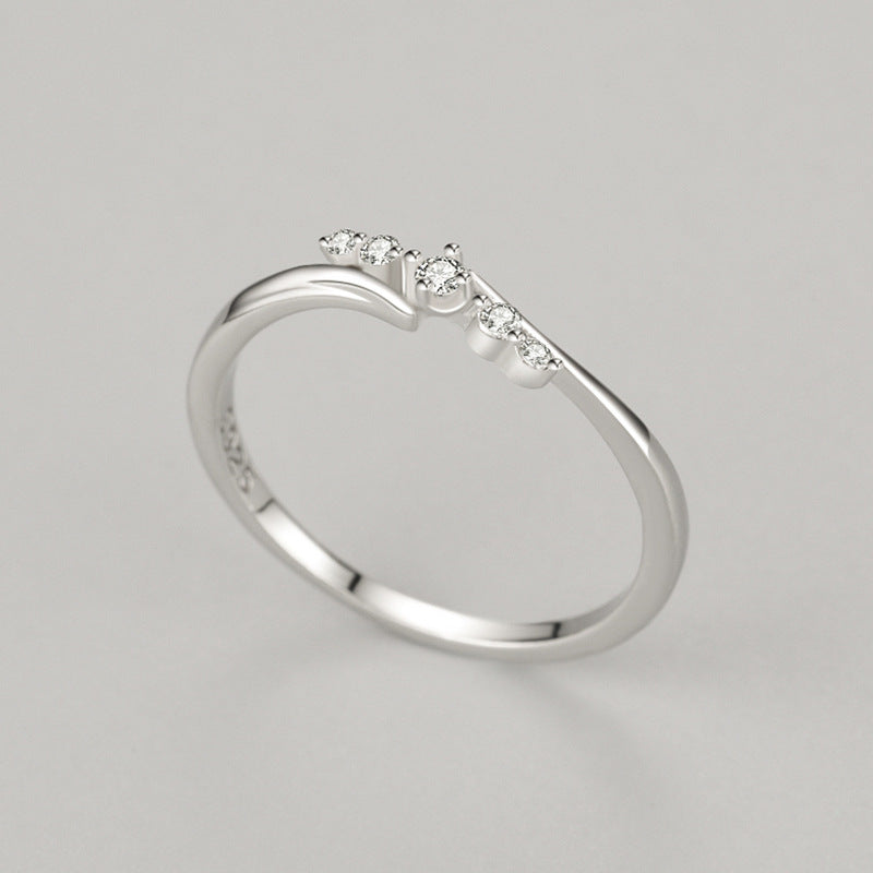 Girly Closed Ring