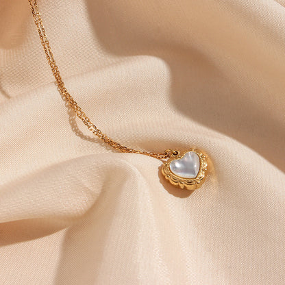 High-grade Love Light Pendant Necklace