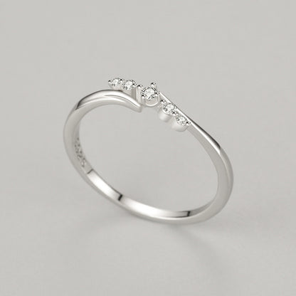 Girly Closed Ring