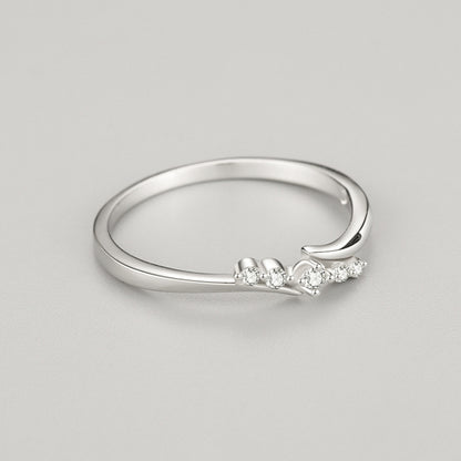 Girly Closed Ring